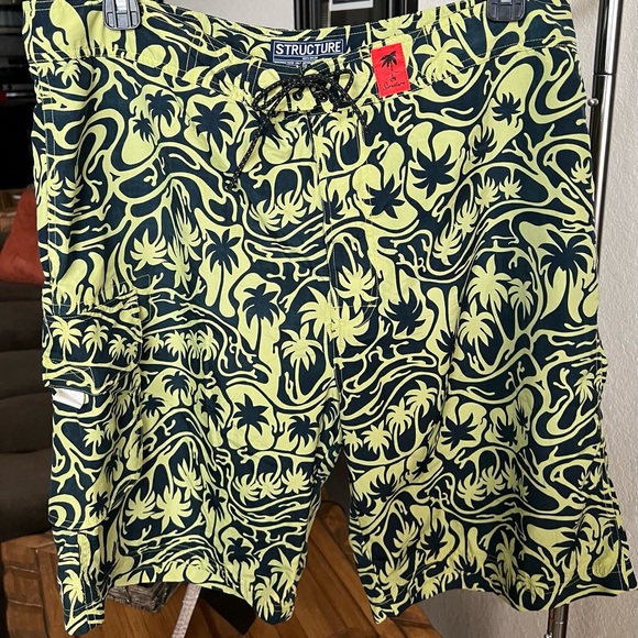 Structure Men’s Swim Trunks - Picture 4 of 5